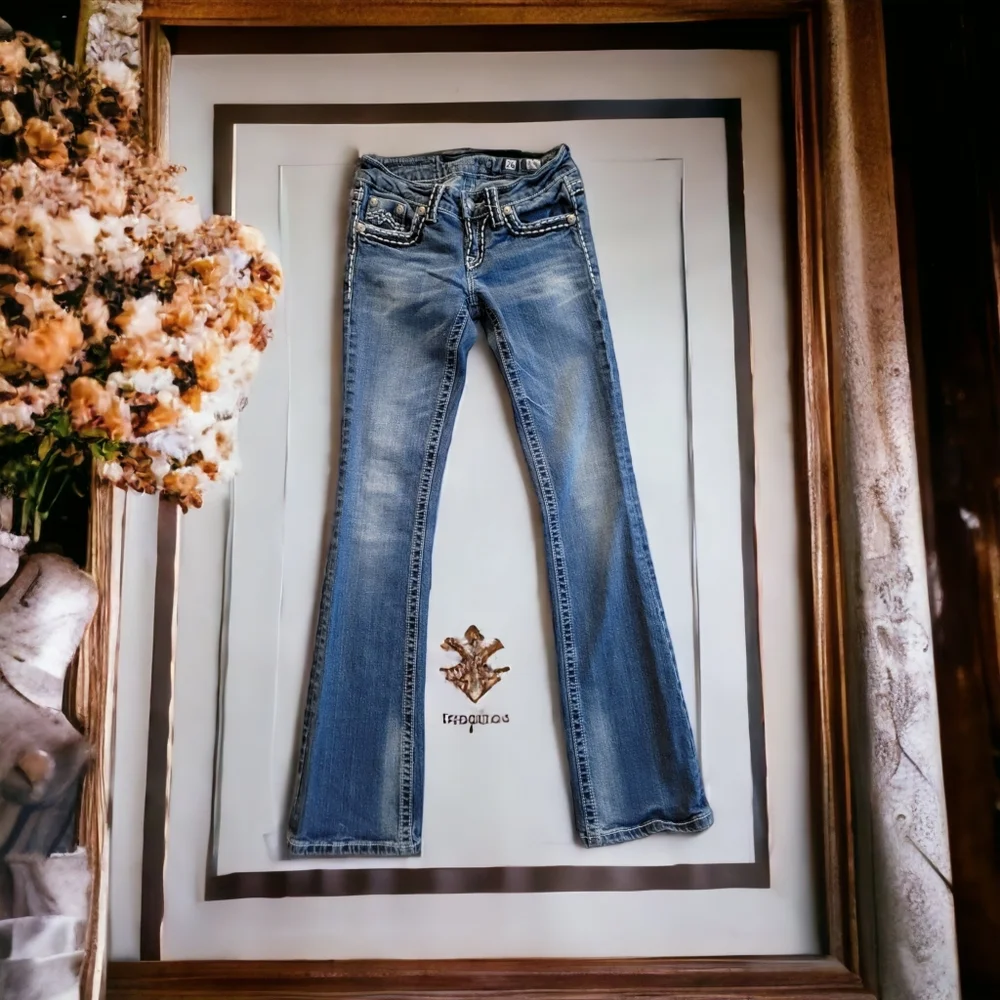 Miss Me Denim Jeans - Picture 1 of 6